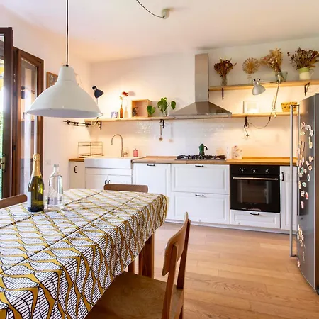 Casa Con Giardino *